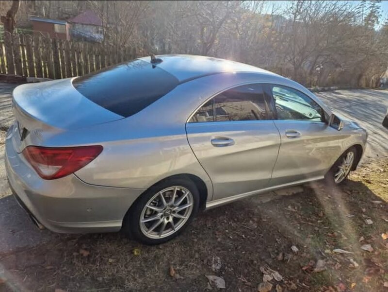 Mercedes-Benz CLA 200