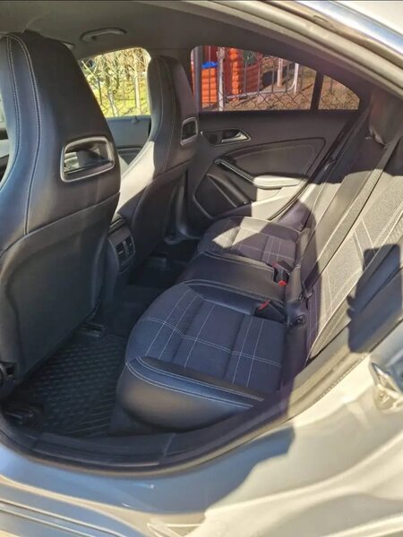 Mercedes-Benz CLA 200